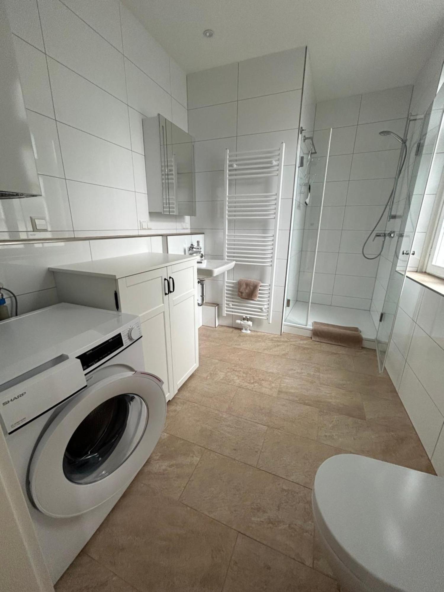 Exklusives Haus, Ruhig Gelegen Im Innenhof, Zentral, Lichtdurchflutet Zustellbett,Babybett Bei Bedarf カールスルーエ エクステリア 写真